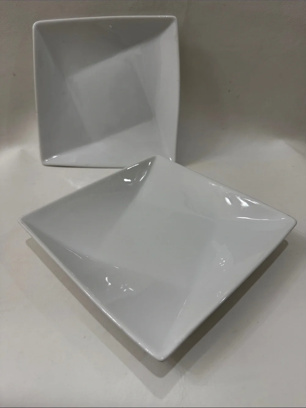Crate&Barrel Rotate Angled Edge White Square Ceramic Appetizer  Plates 6 3/4 In